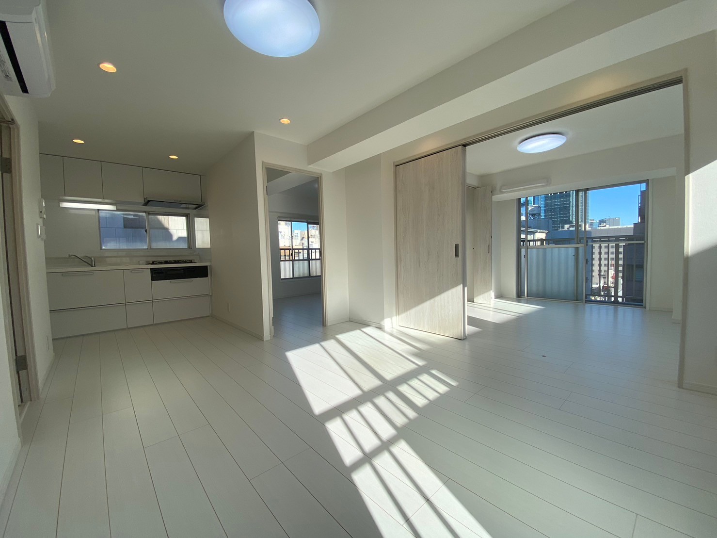 ライオンズマンション三田 1003号室